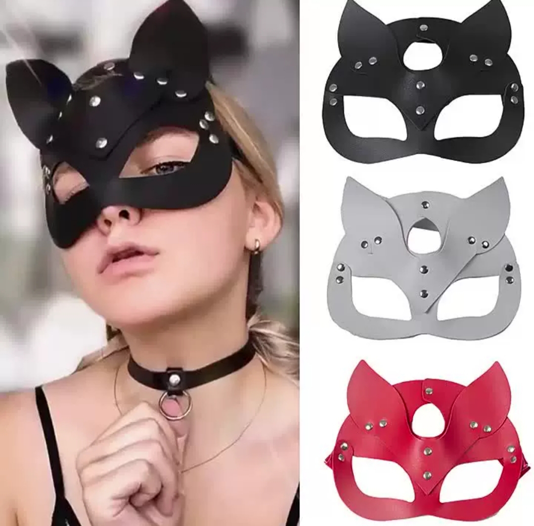 Masque BDSM en cuir